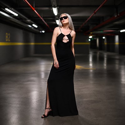 Dagny Cut-out Detailed Dress in Black