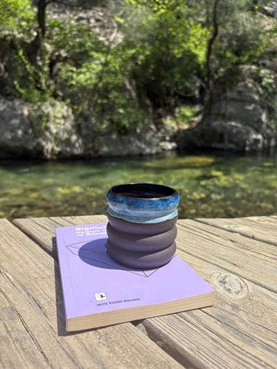 Darcy Green Cup - Ripple