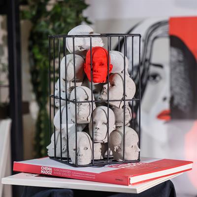 İnsan Kafesi Heykel