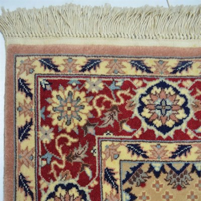 İran Saruk El Dokuma Bej ve Kırmızı Renk Yün Halı 93x150 cm
