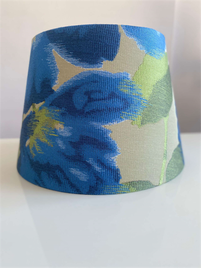 Konik Mavi Jakarlı Şapka