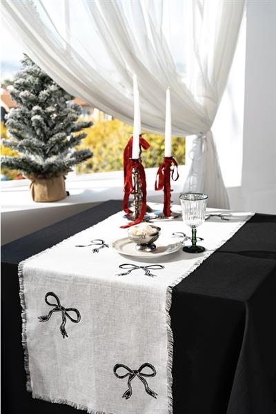 Lane-Christmas Edition Black Runner