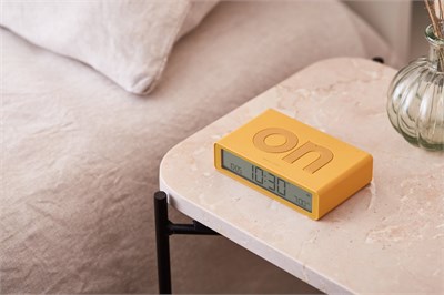 Lexon Flip Klasik Şarj Edilebilir Alarm Saat Sarı