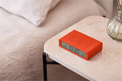 Lexon Flip Klasik Şarj Edilebilir Alarm Saat Turuncu