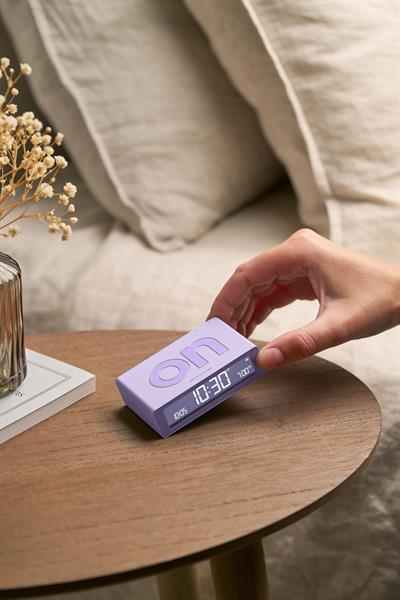 Lexon Flip Mini Şarj Edilebilir Alarm Saat Lila
