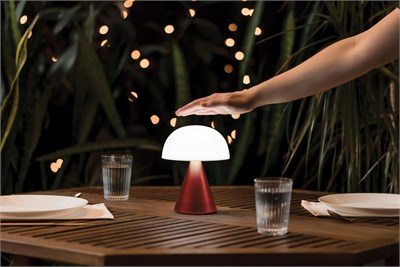 Lexon Mina L Led Lamba ve  Bluetooth Hoparlör Koyu Kırmızı