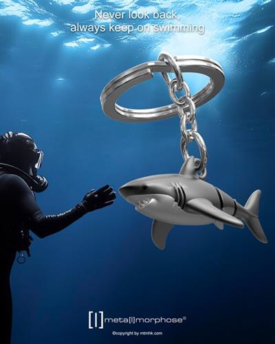 Metalmorphose Moving Shark Anahtarlık