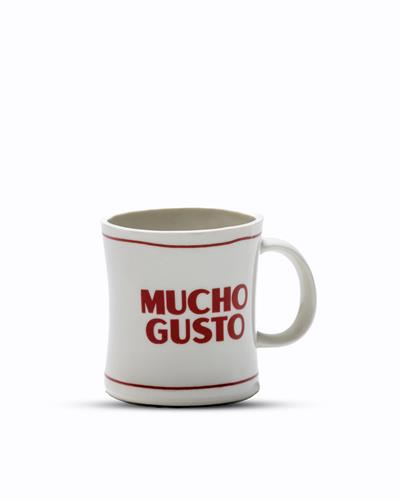 Mucho Gusto Kırmızı Kupa