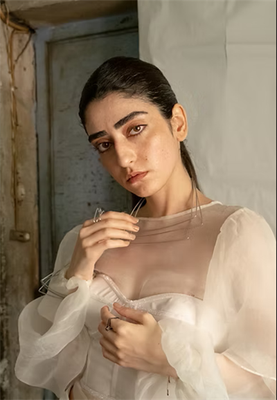 Nonentity Line Yüzük