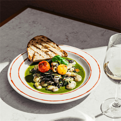 Porselen Tabak Kırmızı Çizgili