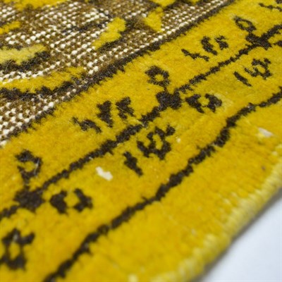 Sarı Renk Kabartmalı Vintage Isparta Halısı 170x280 cm