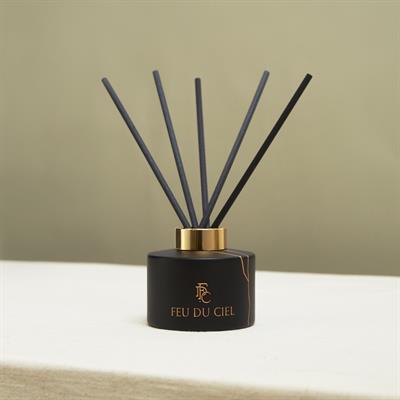 Signature Light Pillars Oda Kokusu