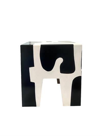 Siyah Desen Basq Ahşap Sehpa