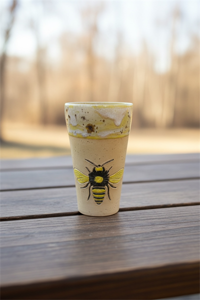 Stoneware Arı Figürlü Bardak