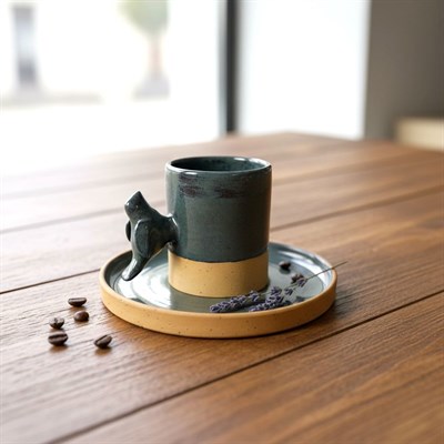 Stoneware Kuş Figürlü Yeşil Kahve Fincanı