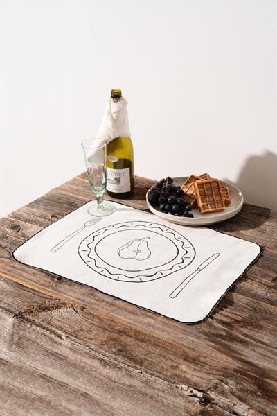 Table Setting Pear Amerikan Servis