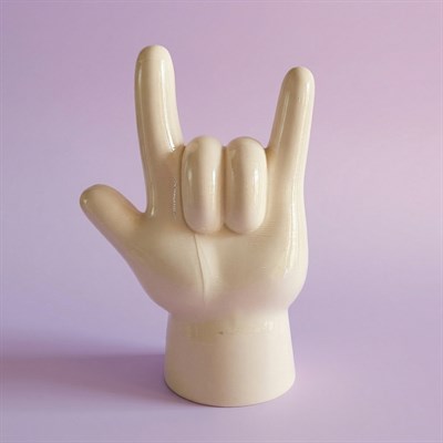 The Love Hand | Kemik