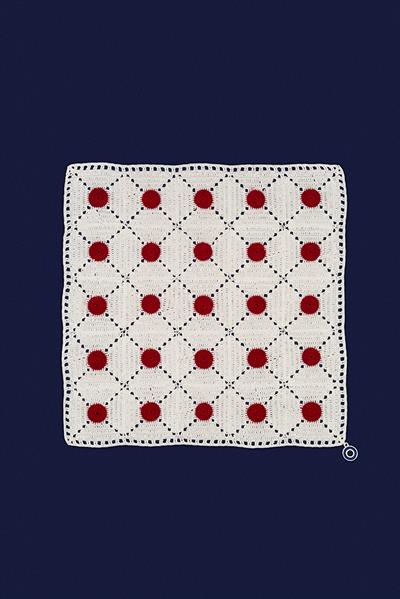 Tiny Dots El İşi Dantel Örtü