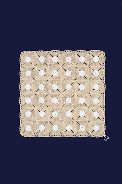 Tiny Dots El İşi Dantel Örtü