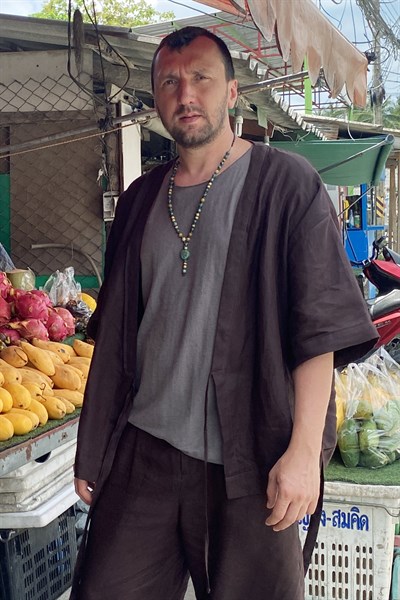 Yuan Brown Kimono