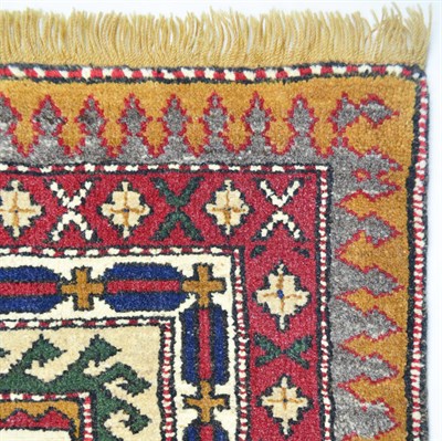 Yünden El Dokuma Kars Halısı 126x182 cm
