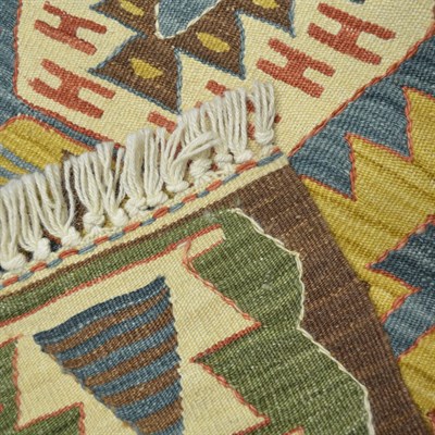 Yünden El Dokuma Uşak Kök İnce Kilim 85x110 cm