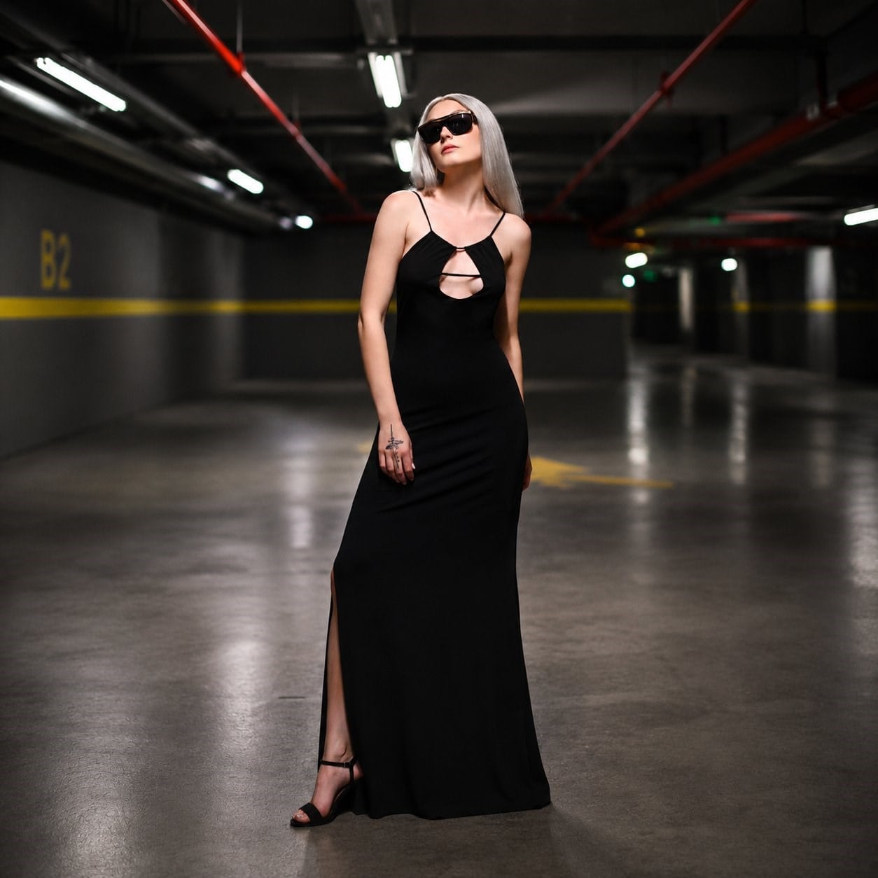 Dagny Cut-Out Detailed Dress in Black