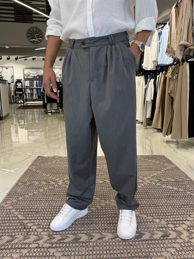 Pile Detaylı Çift Düğmeli Baggy Kalıp Kumaş Pantolon Gri
