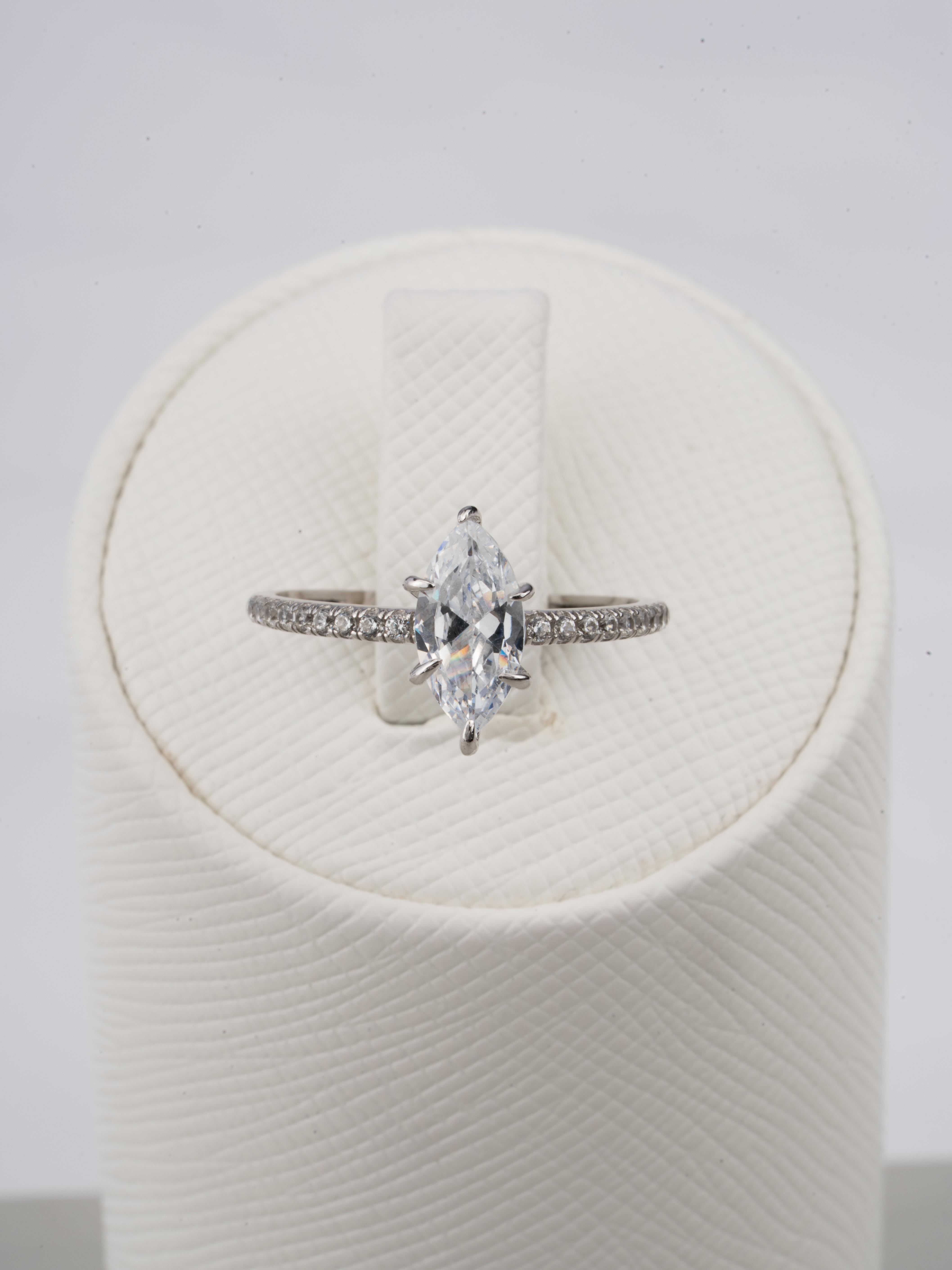 14 Ayar Tektaş Yüzük