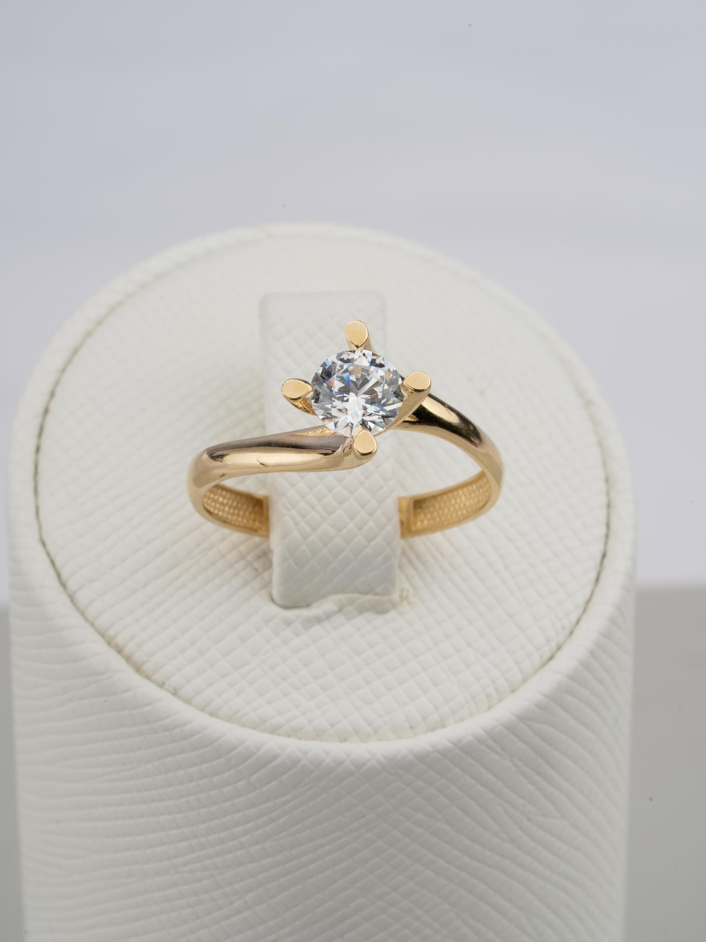 14 Ayar Tektaş Yüzük