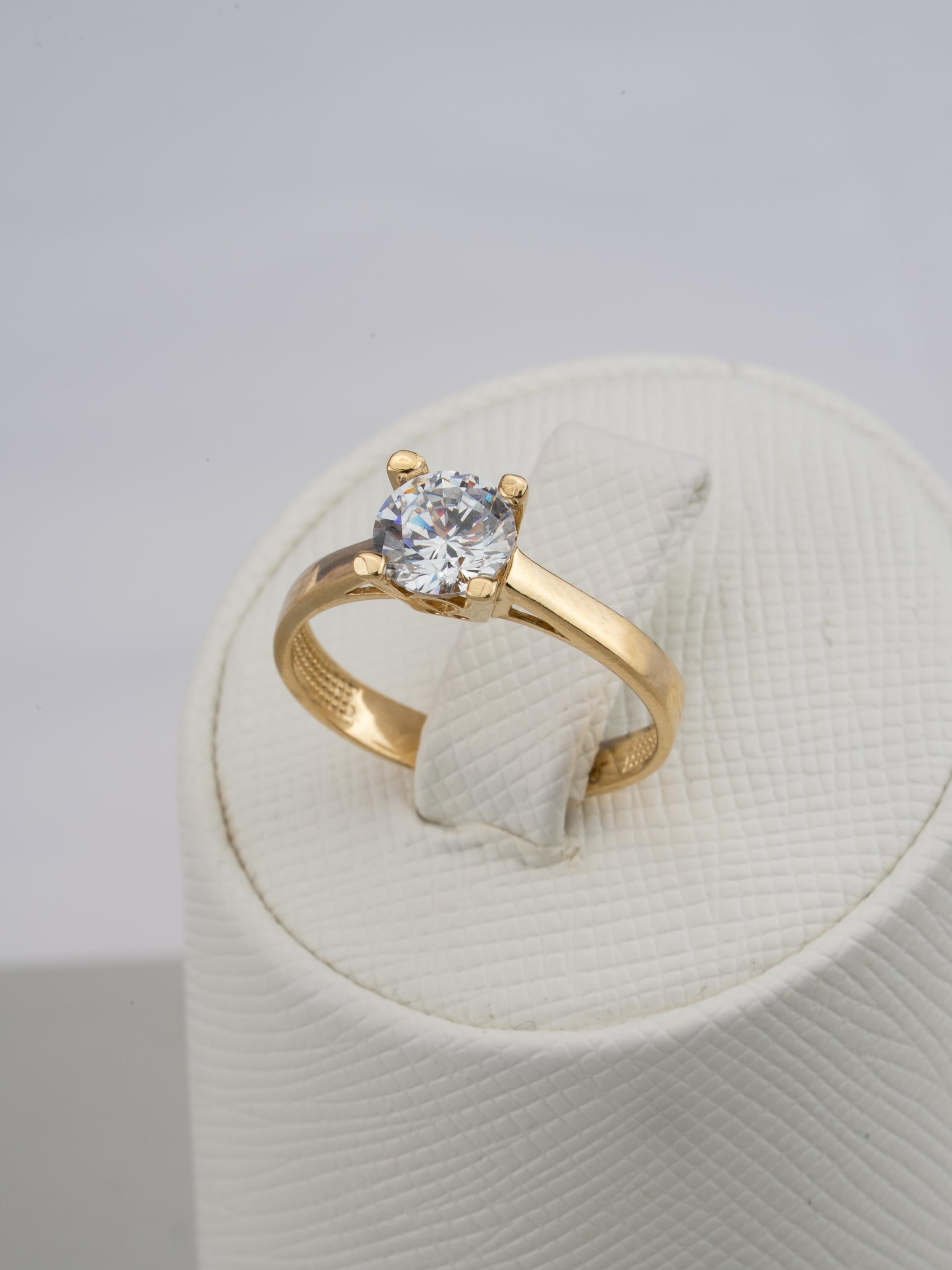 14 Ayar Tektaş Yüzük