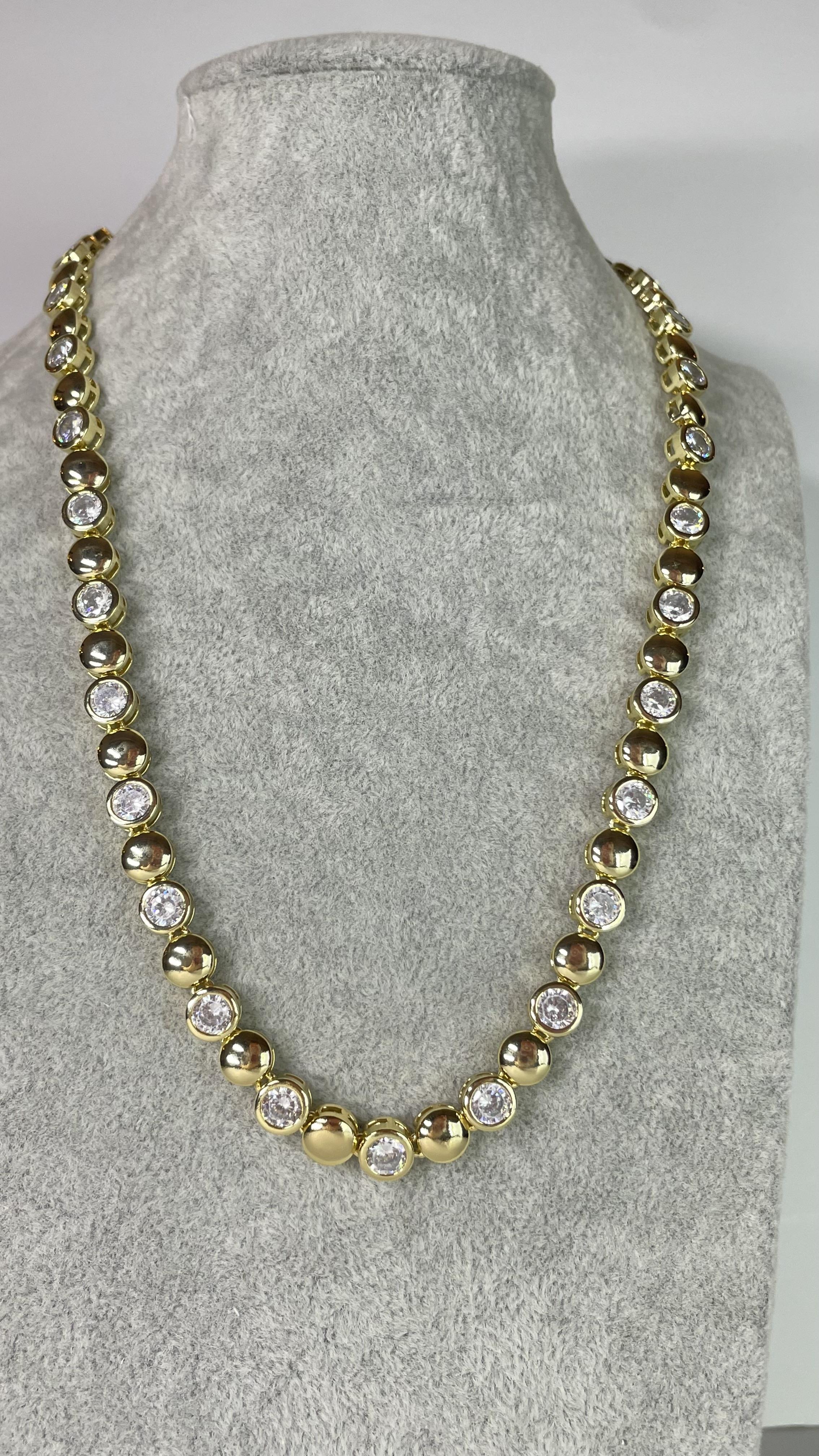Gold Taşlı Kolye