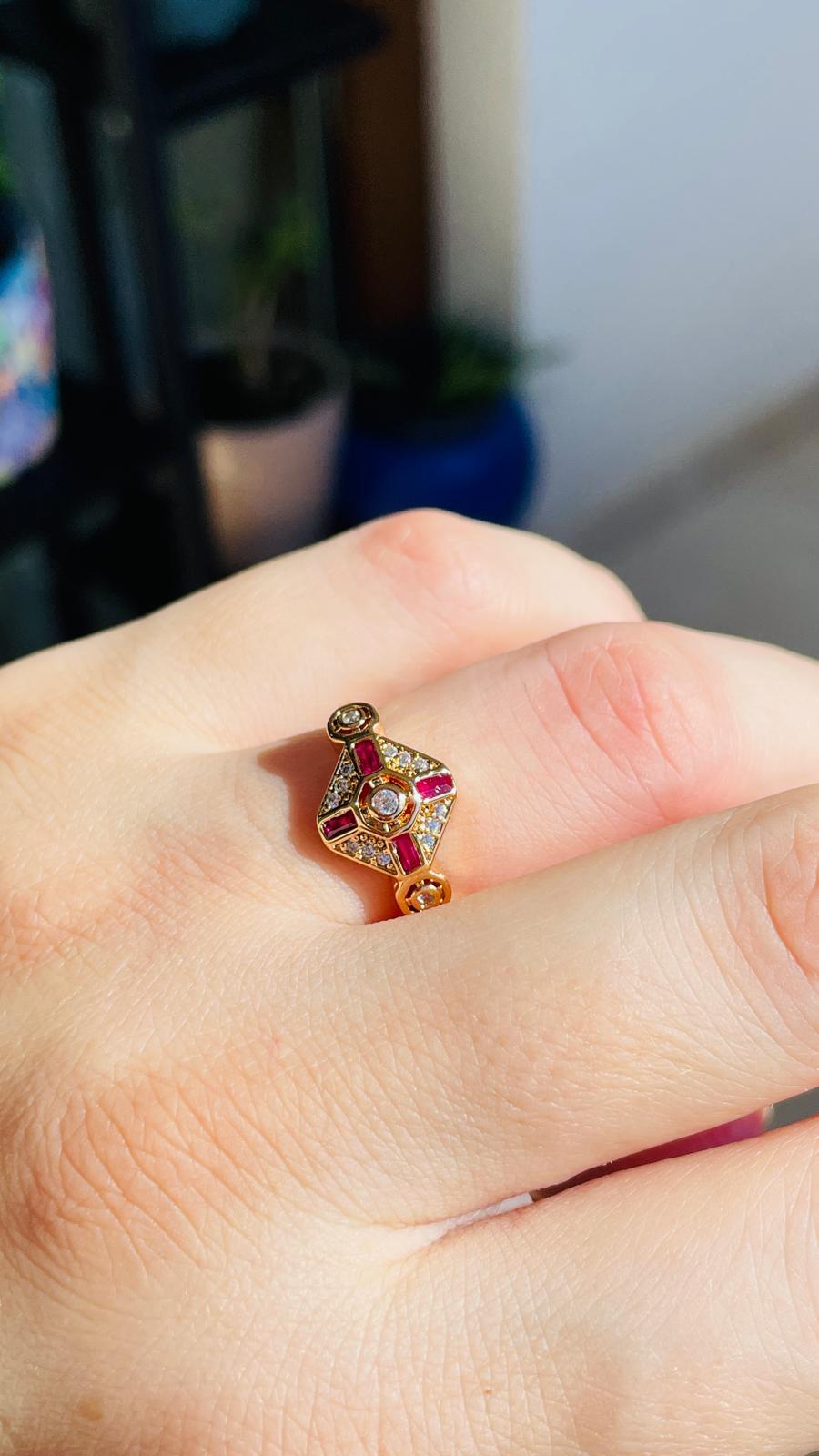 4 Kenarlı Fuşya Taşlı Ayarlanabilir Yüzük