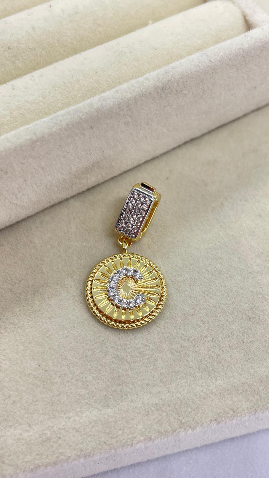 C Harfli Kolye Ve Bileklik Ucu Charm