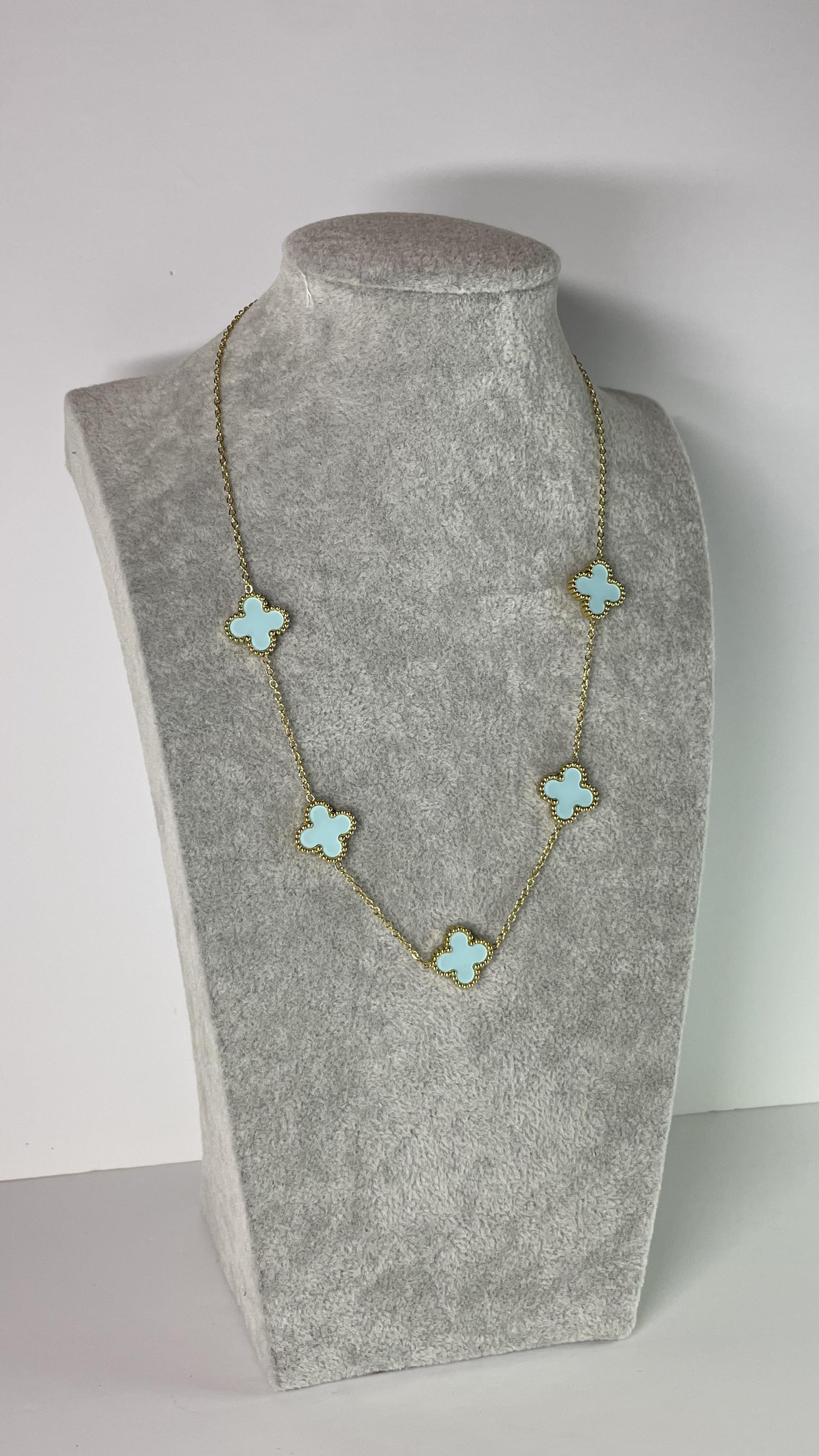 Çelik Açık Mavi Yonca Kolye