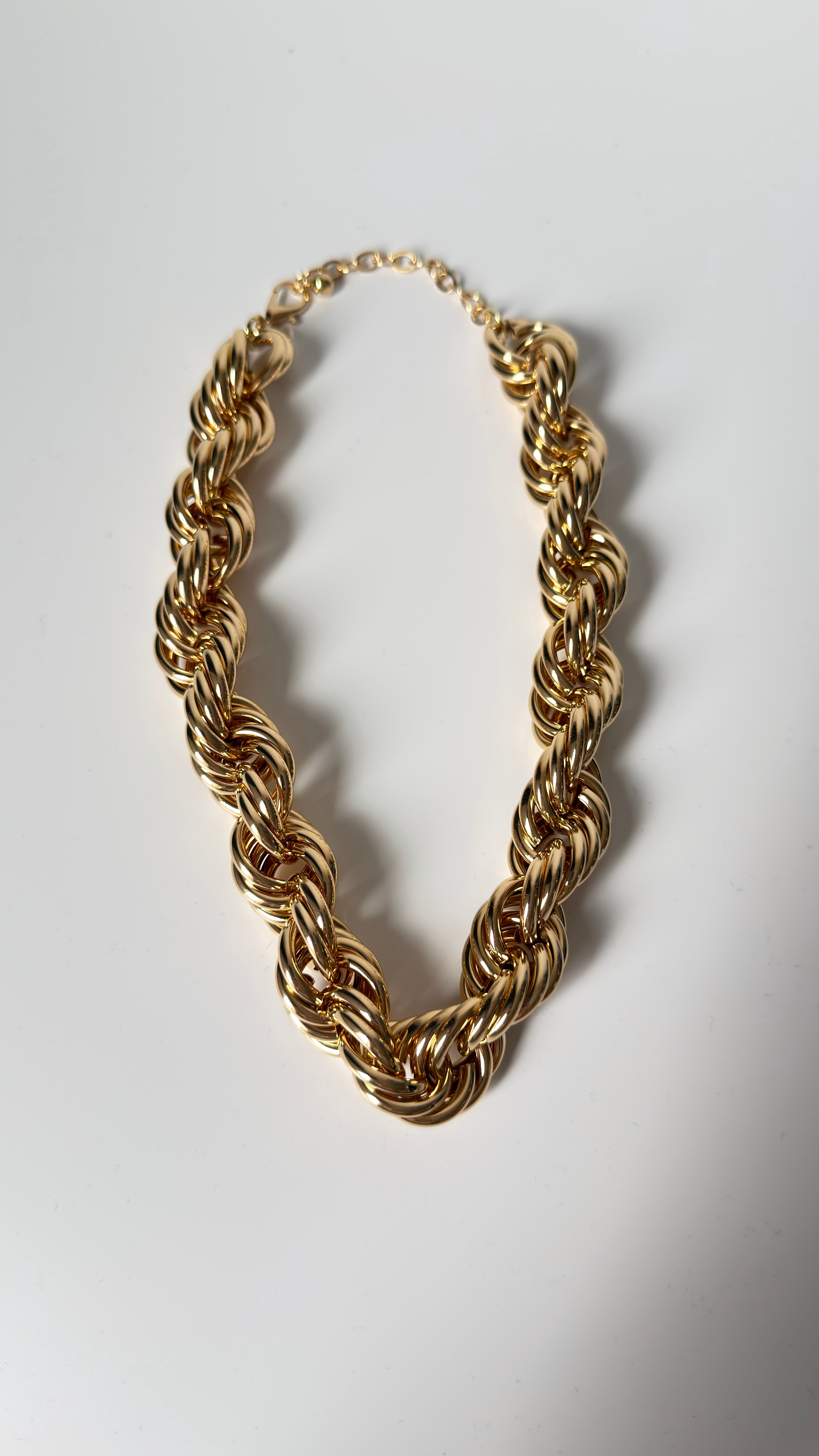 Gold Renk Sarmal Kolye