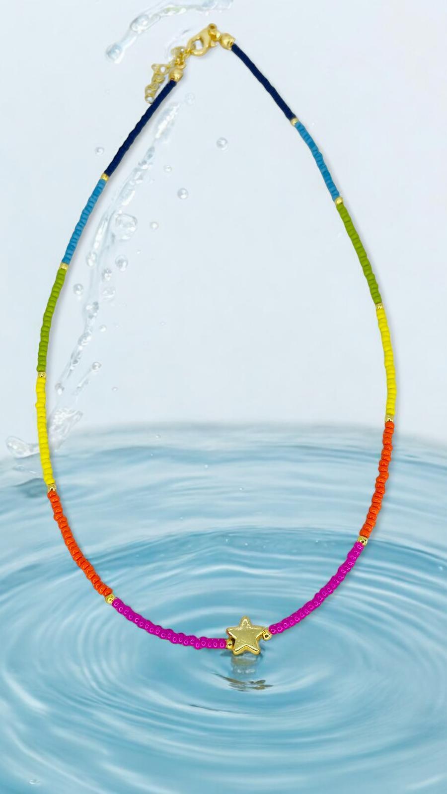 İnce Kum Boncuk Yıldız Uçlu Kolye