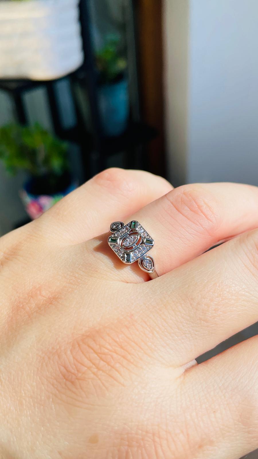 Kare Minimal Yeşil Taşlı Ayarlanabilir Yüzük