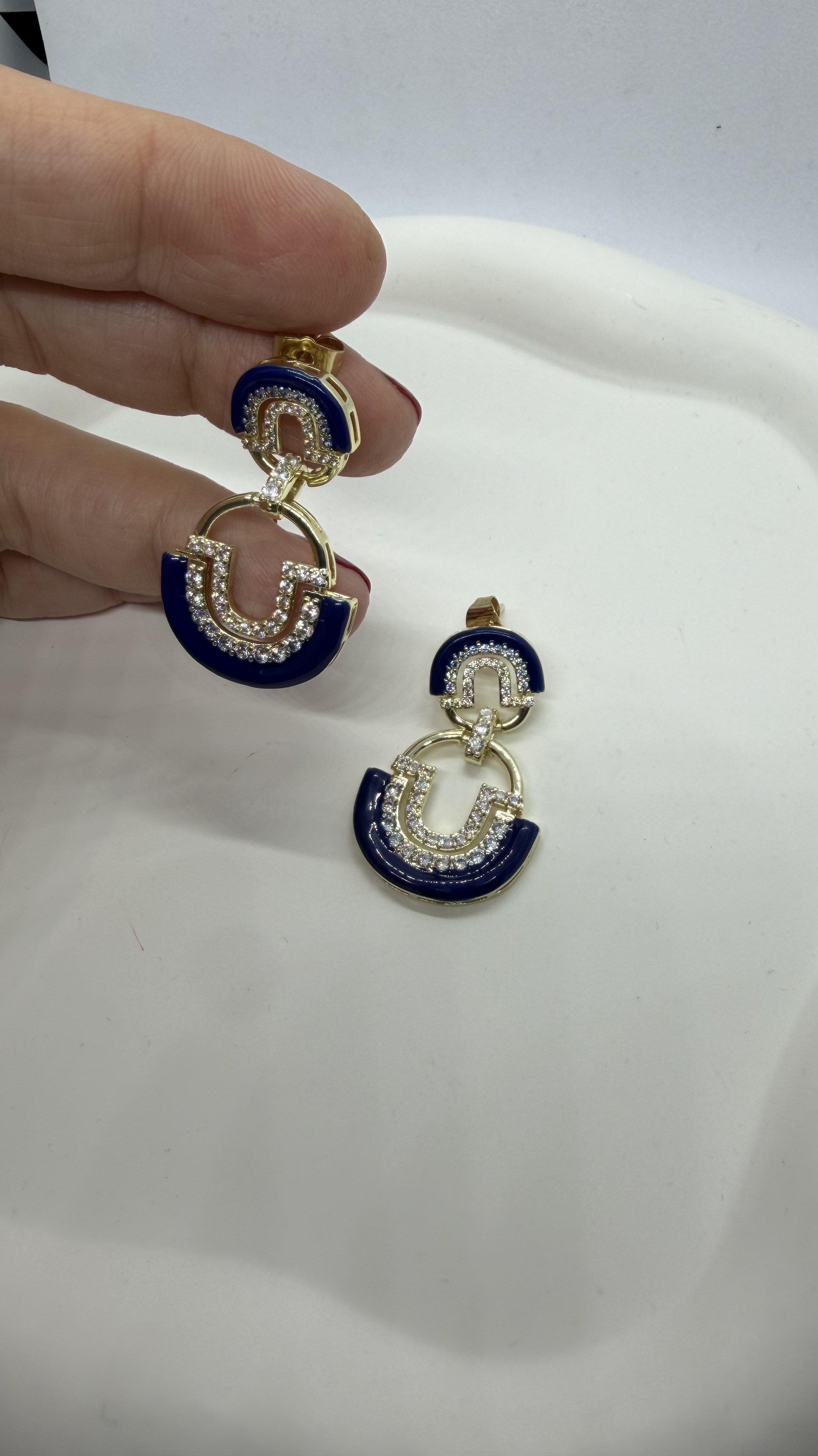 Lacivert Gold Taşlı Sallantılı Küpe