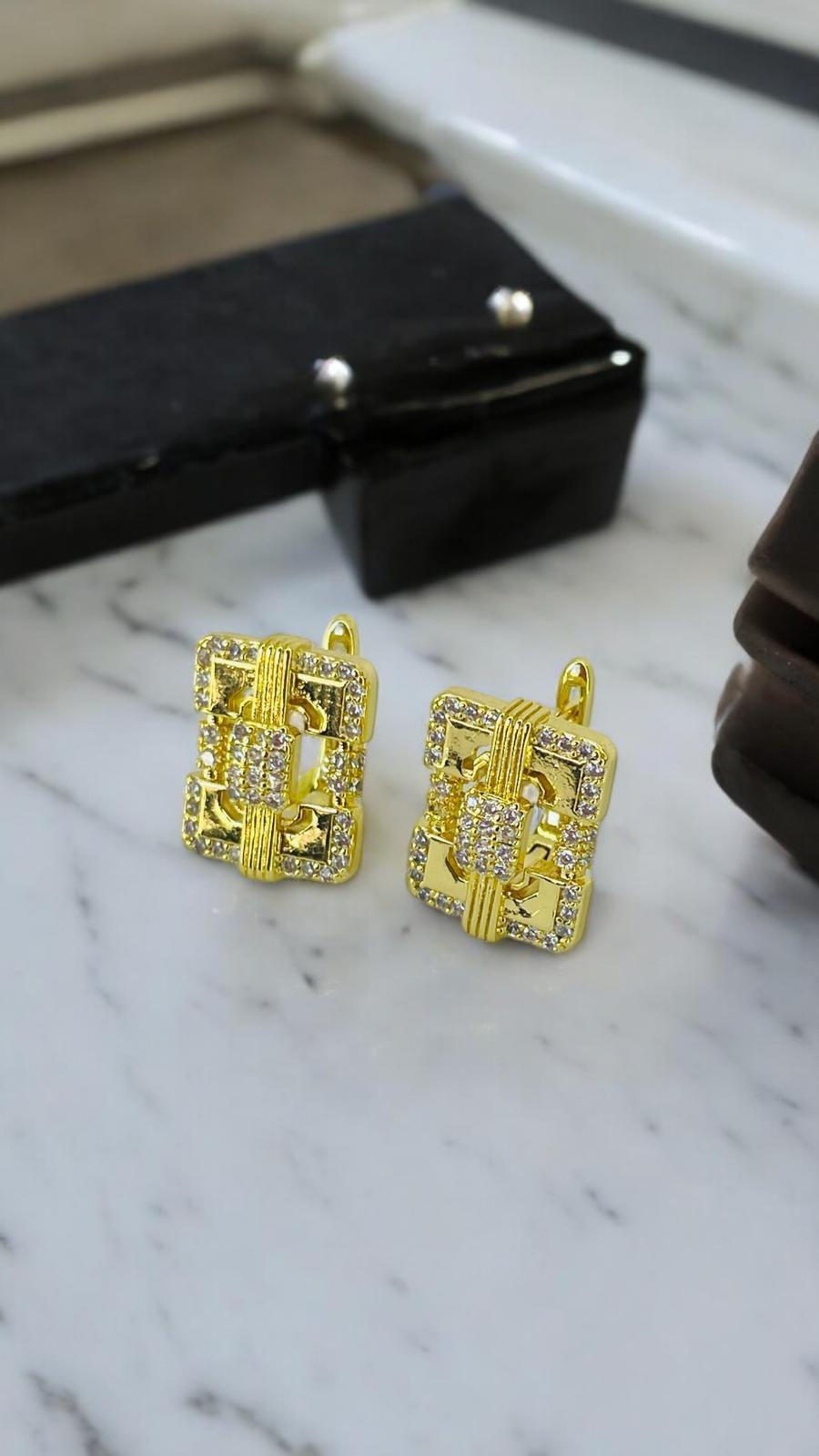 Mini Gold Taşlı Küpe