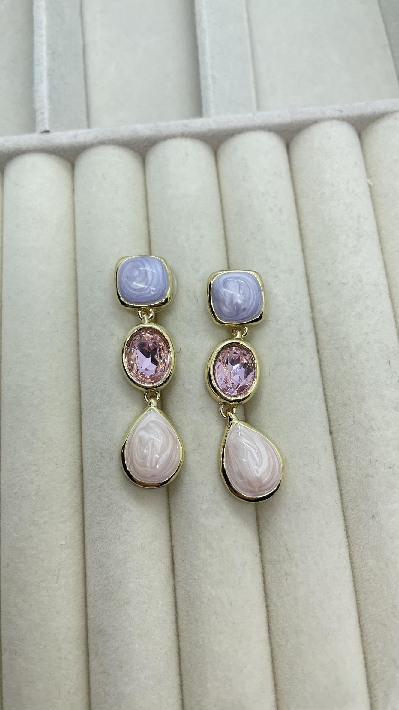 Premium Seri Pembe Taşlı Küpe