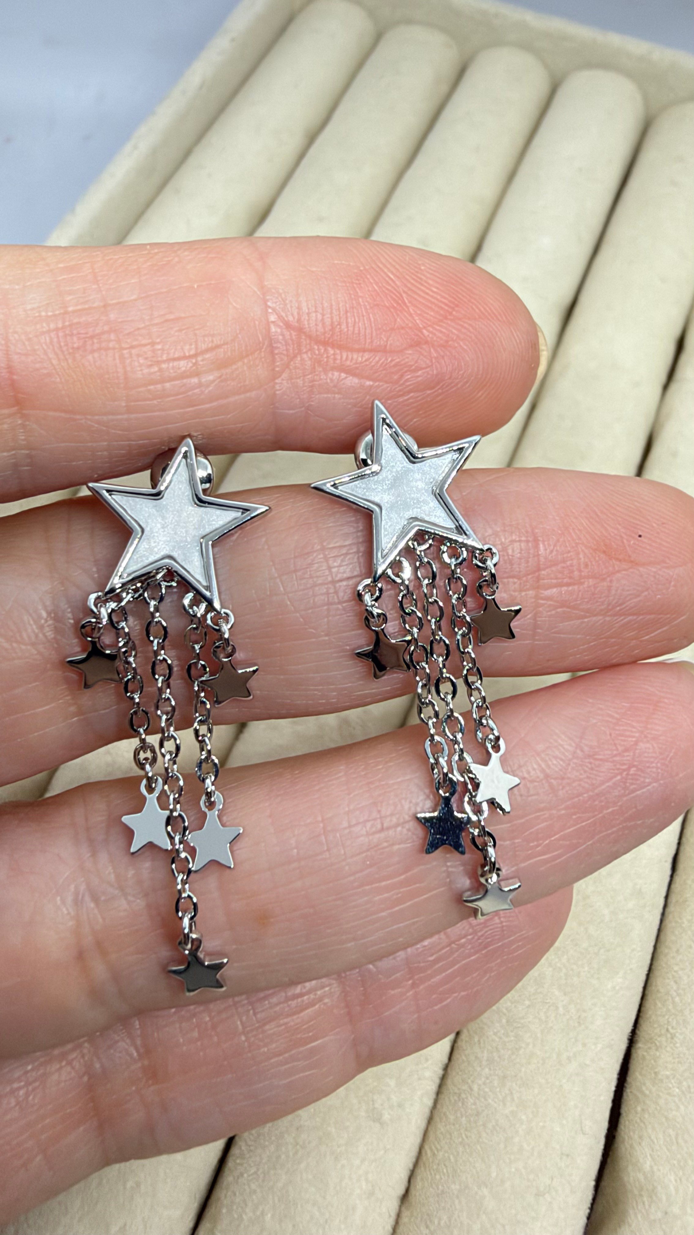Silver Yıldızlı Sallantılı Küpe