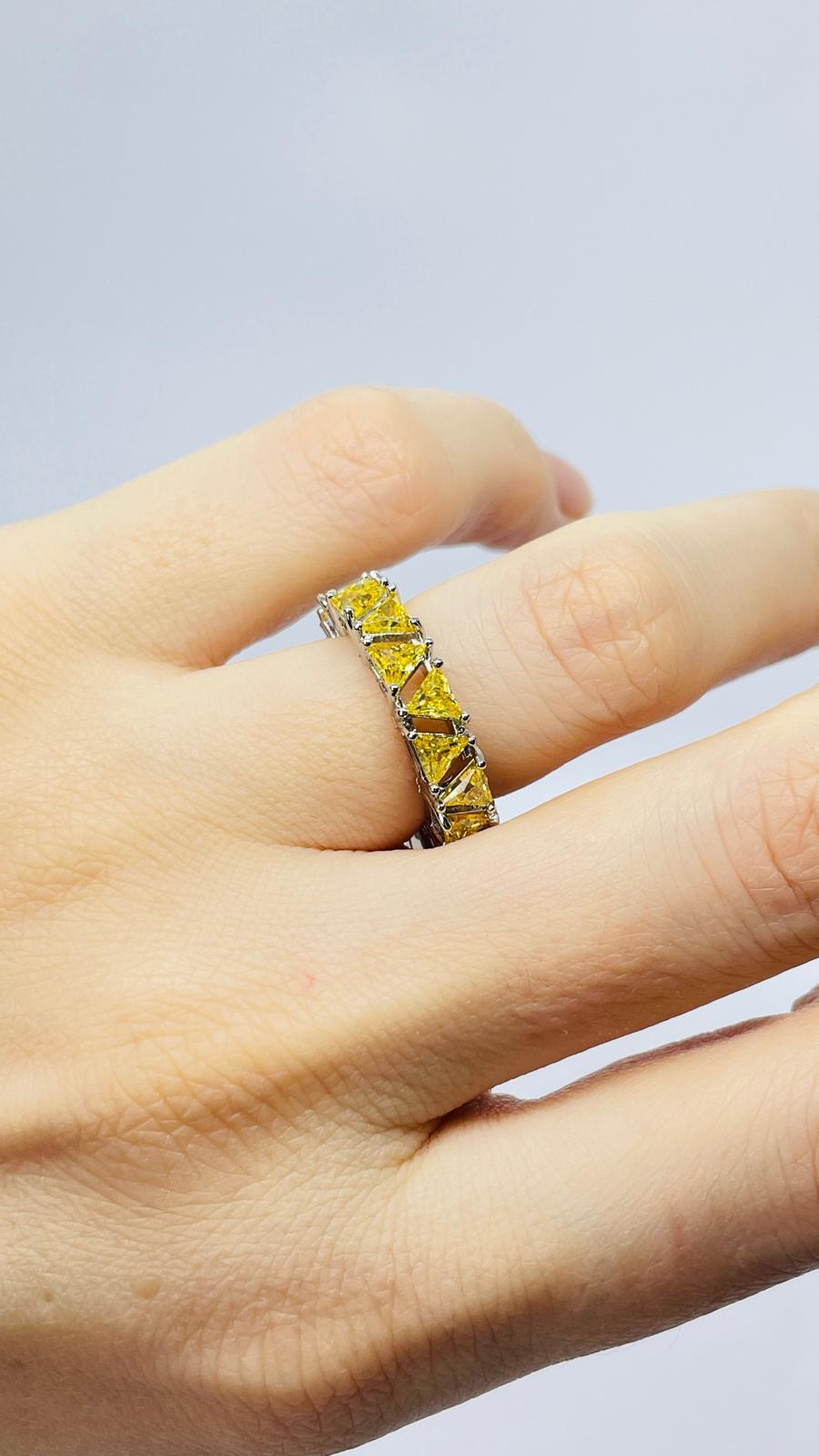 Üçgen Sarı Taşlı Tamtur Numaralı Yüzük