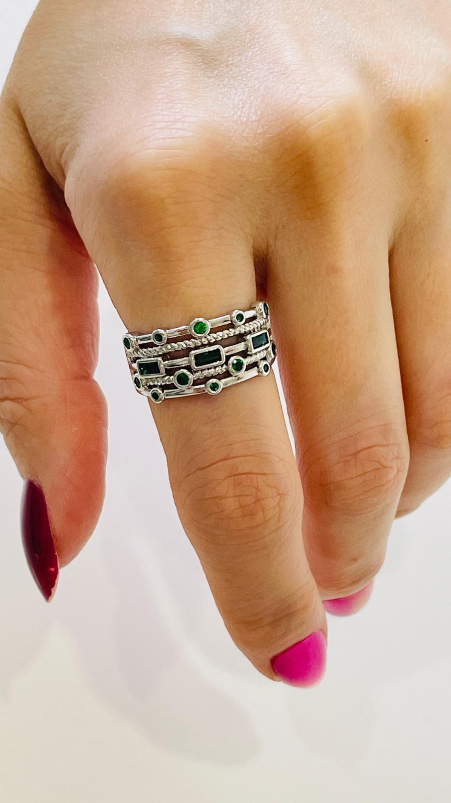 Yeşil Mİnimal Taşlı Numaralı Yüzük (s925 ayar)