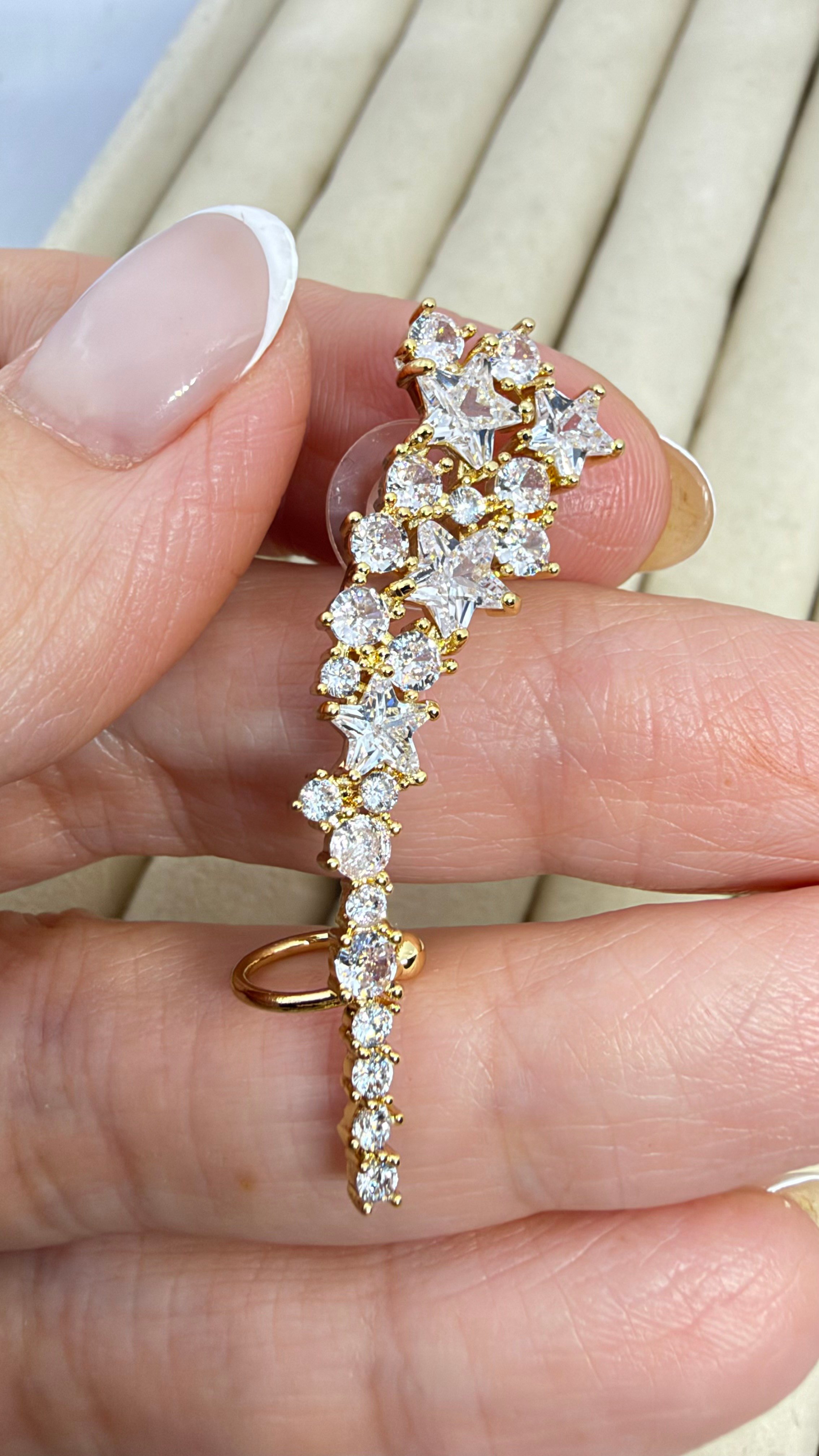 Yıldızlı Taşlı Gold Küpe ( Tekli Satılır)