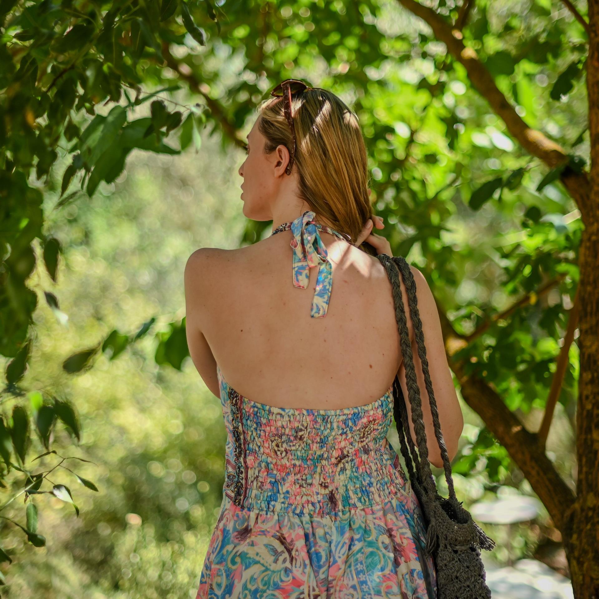 Boyundan Bağlamalı Sırtı Açık İpek Tulum