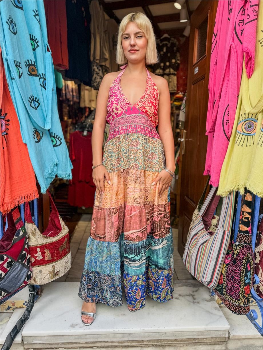 Pembe Renk Gold Detaylı Boyundan Bağlamalı Patchwork İpek Elbise