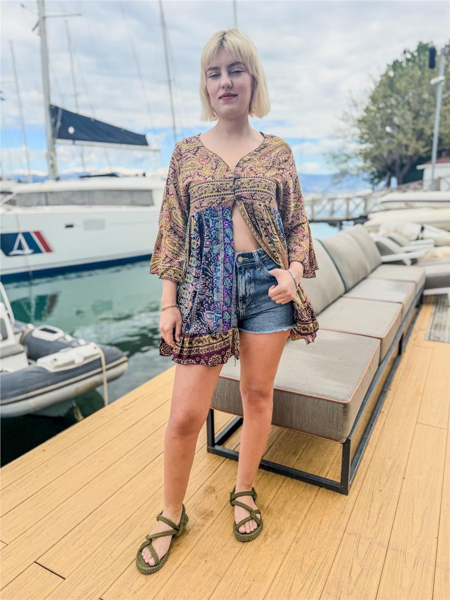 Pembe Renk İthal Özel Tasarım Üç Düğmeli Patchwork Rayon Bluz