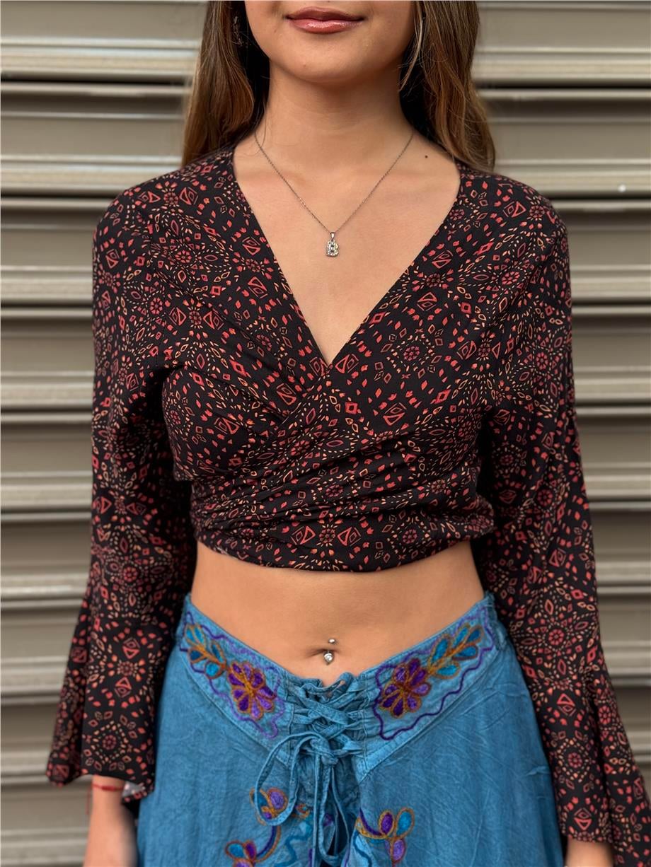 Siyah Renk Desenli İspanyol Kol Bluz