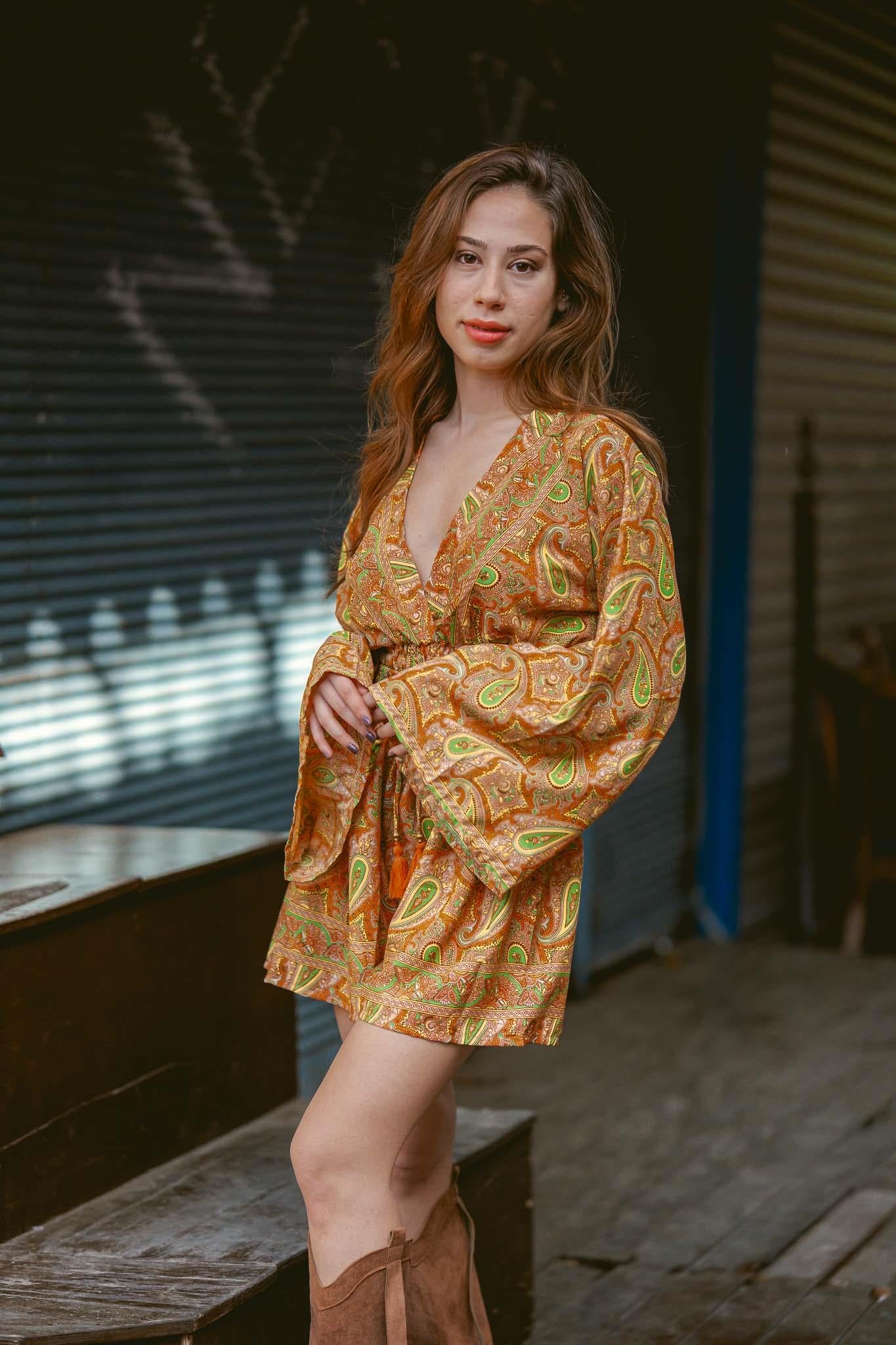 Turuncu Desenli İpek Şort Crop Takım